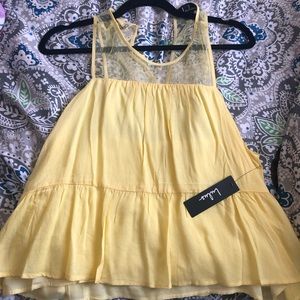 Lulus flowy light too in med